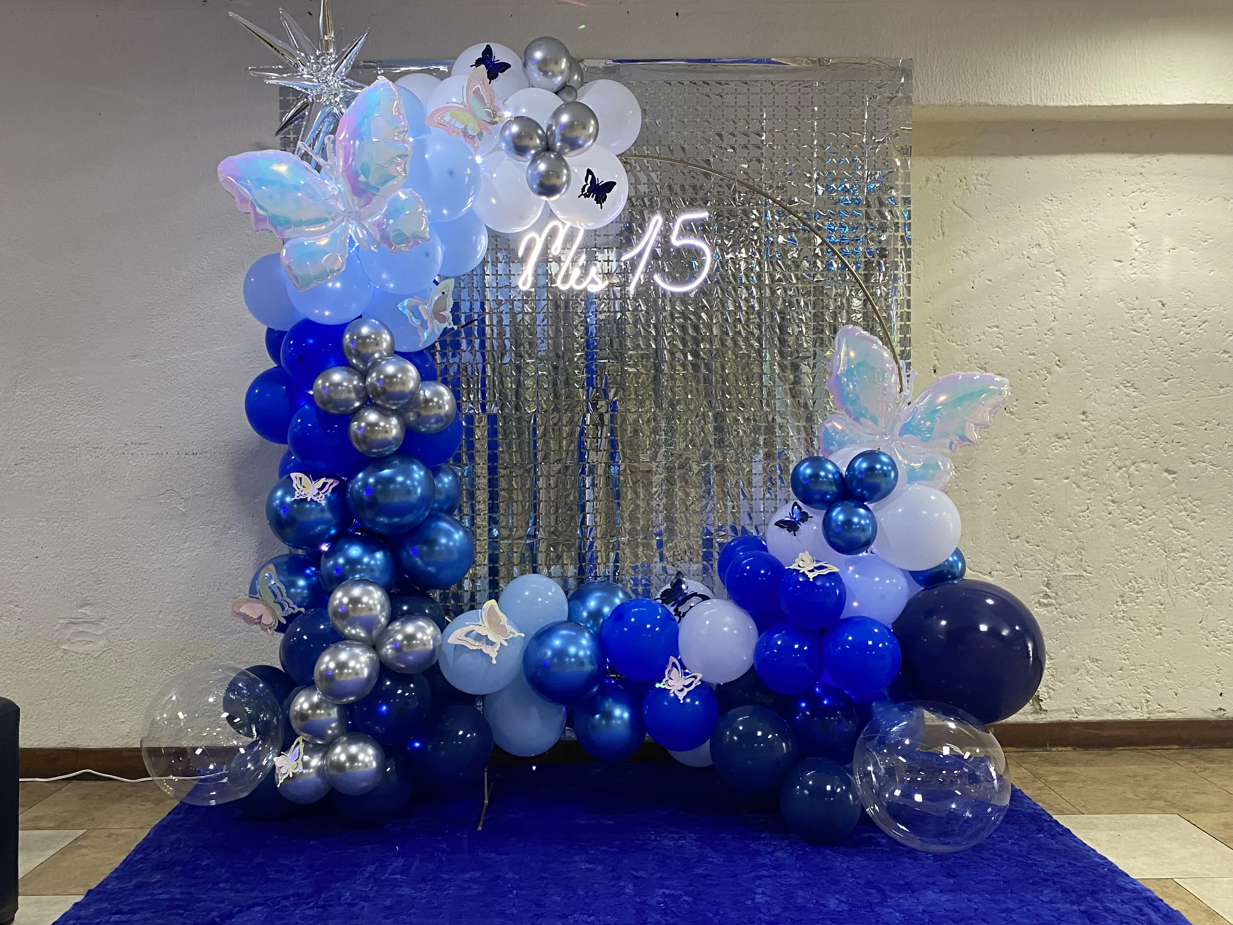 Stand 15 años vista cercana